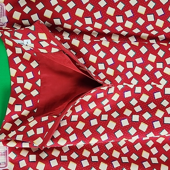 Mary Ann Restivo Womens Red and White Skirt. 100 % Silk ☆ - Picture 6 of 8